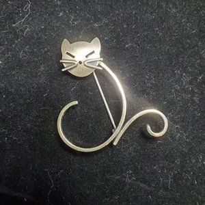 Beau sterling cat brooch